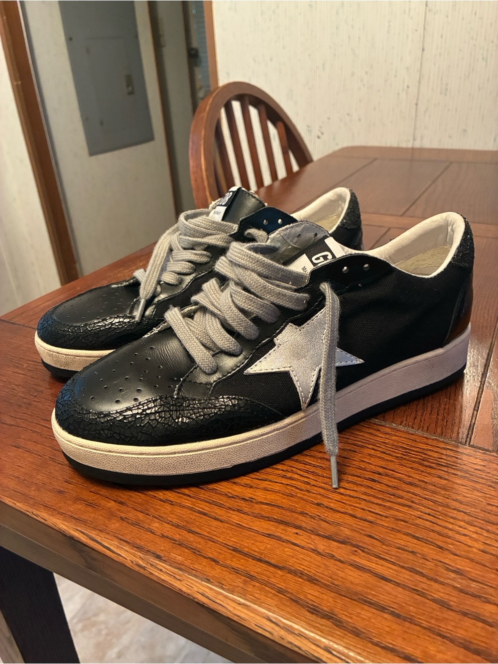 Golden Goose Style Shoes Women’s 40 Ballstar Black Canvas Cracked Upper